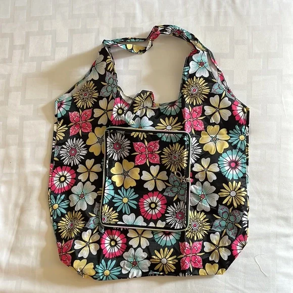 DELUXE WALLET STYLE REUSABLE SHOPPING BAG. Comment pattern when you purc… - Picture 3 of 5